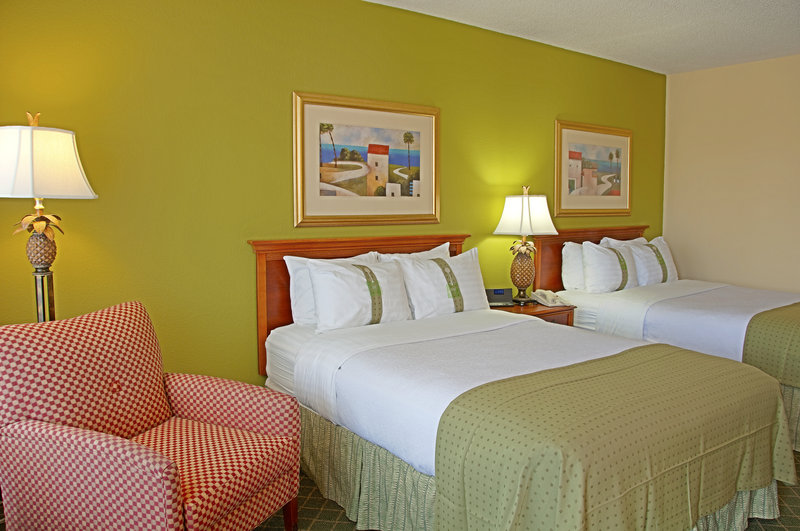 Holiday Inn Hotel & Suites VERO BEACH-OCEANSIDE - Sebastian, FL
