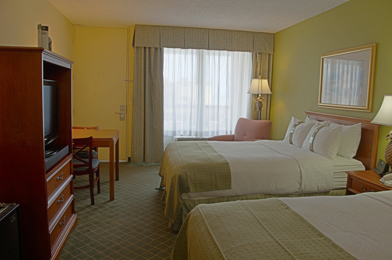 Holiday Inn Hotel & Suites VERO BEACH-OCEANSIDE - Sebastian, FL