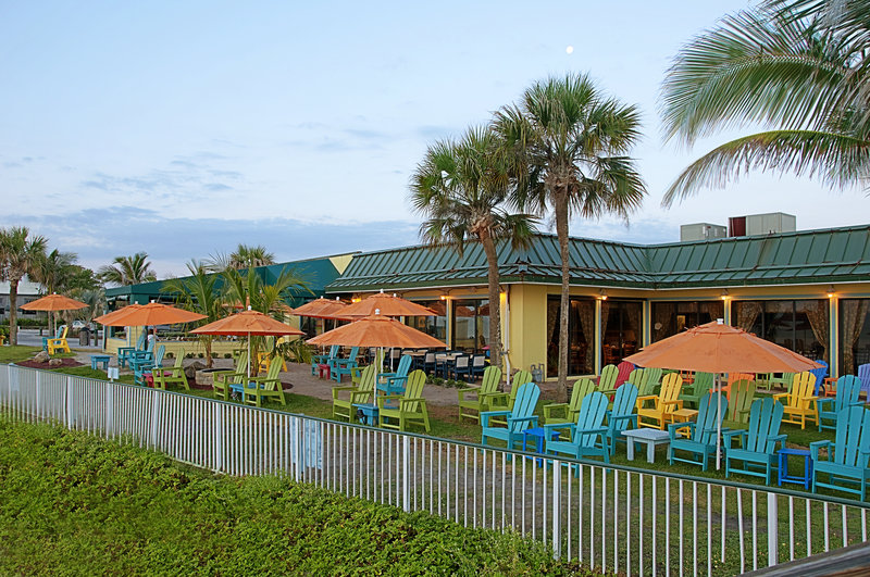 Holiday Inn Hotel & Suites VERO BEACH-OCEANSIDE - Sebastian, FL