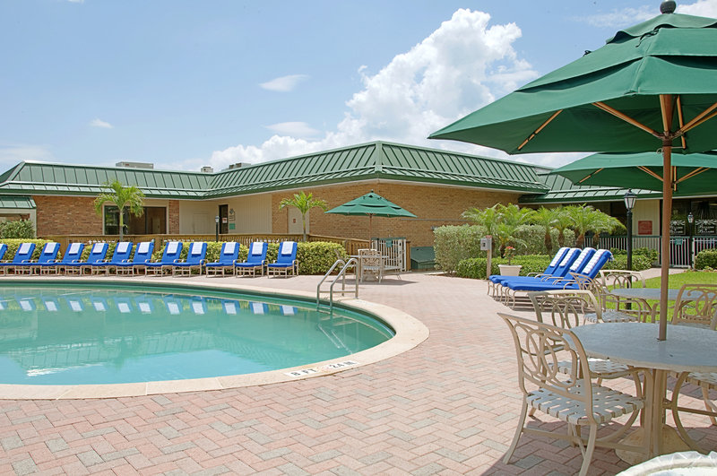 Holiday Inn Hotel & Suites VERO BEACH-OCEANSIDE - Sebastian, FL