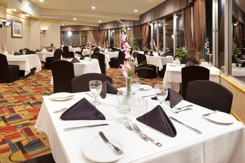 Holiday Inn - Long Beach, CA