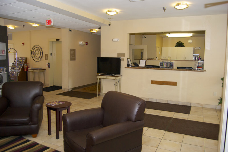 Candlewood Suites ELKHART - Elkhart, IN