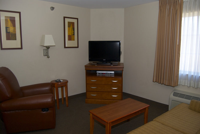 Candlewood Suites ELKHART - Elkhart, IN