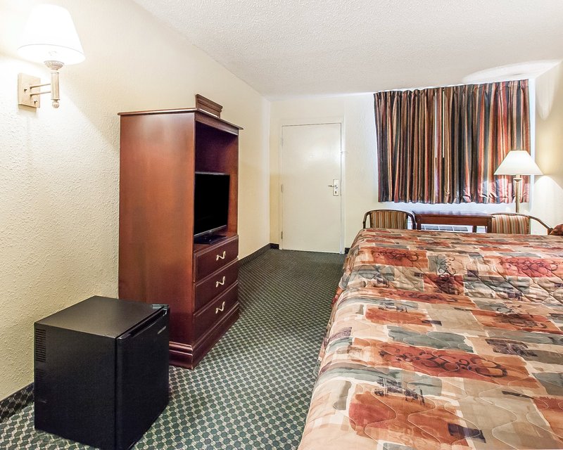 Rodeway Inn - Prattville, AL