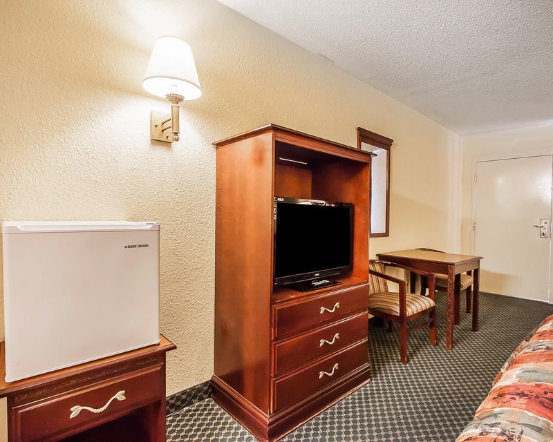 Rodeway Inn - Prattville, AL