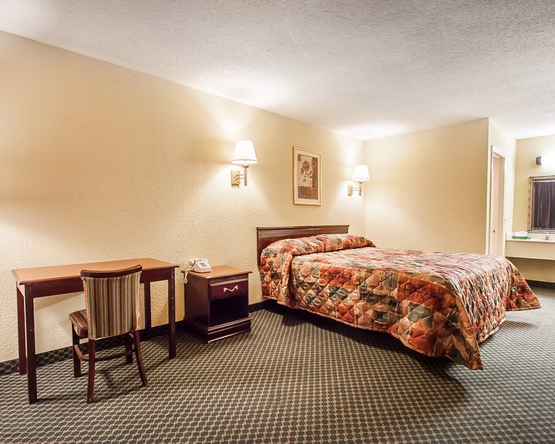 Rodeway Inn - Prattville, AL