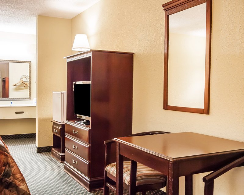 Rodeway Inn - Prattville, AL