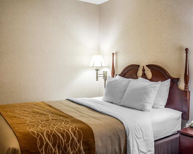 Quality Inn & Suites - Newberry, MI