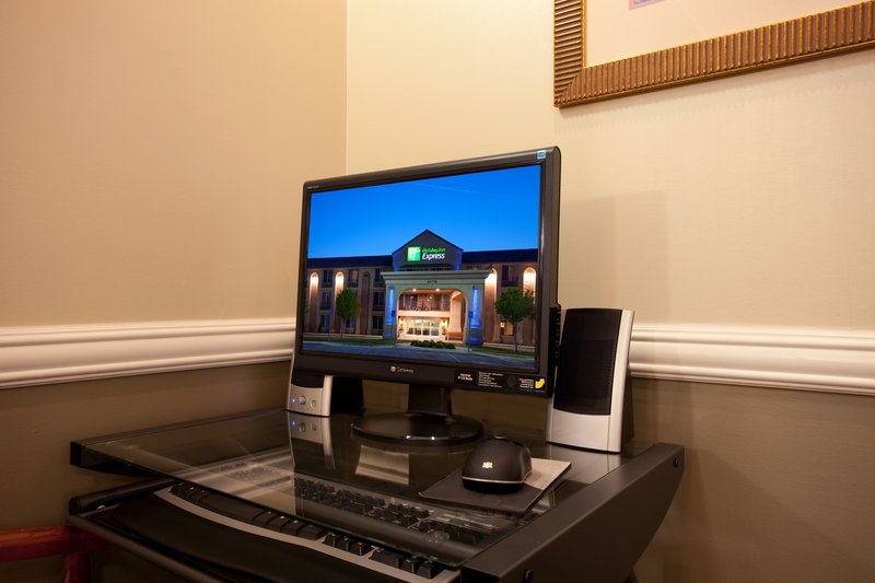 Holiday Inn Express Lancaster - Huachuca City, AZ