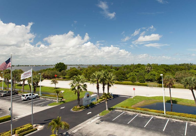 Marriott Hutchinson Island Beach Resort & Marina - Stuart, FL