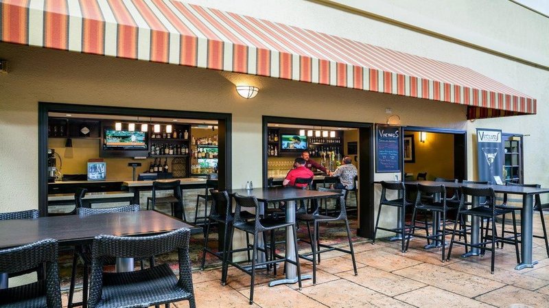 Vineyards Chop House-Crowne Plaza Hotel Concord - Concord, CA