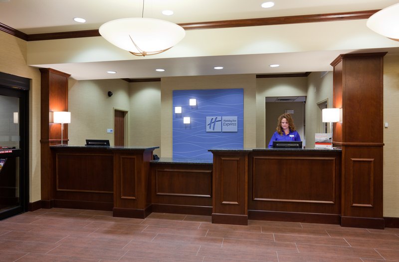 Holiday Inn Express & Suites MINNEAPOLIS SW - SHAKOPEE - Shakopee, MN
