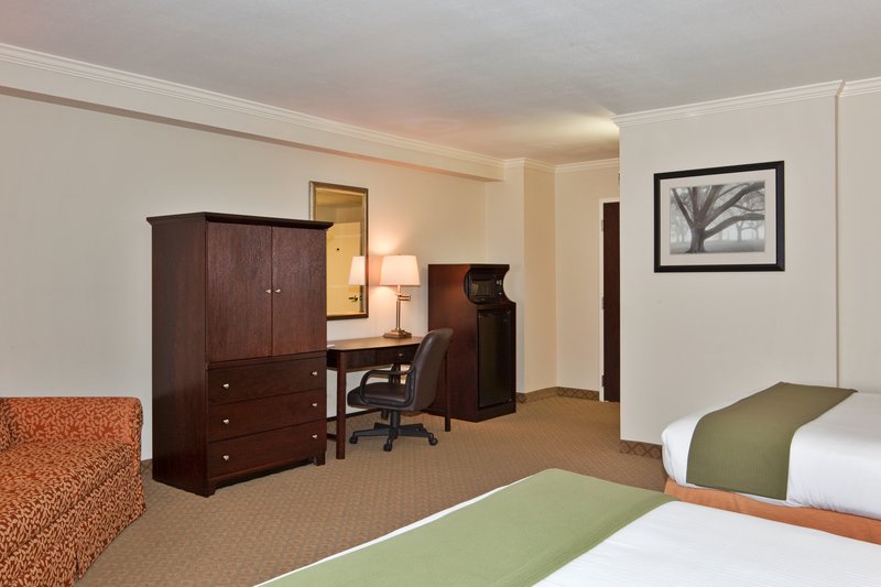 Holiday Inn Express - Lompoc, CA