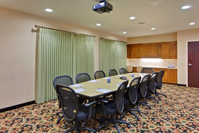 Holiday Inn Express - Lompoc, CA