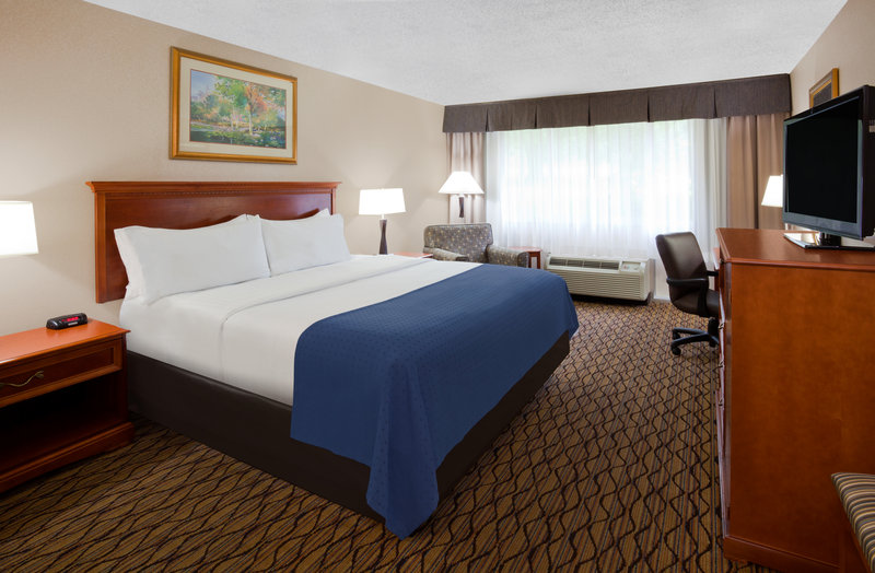 Holiday Inn - Marquette, MI