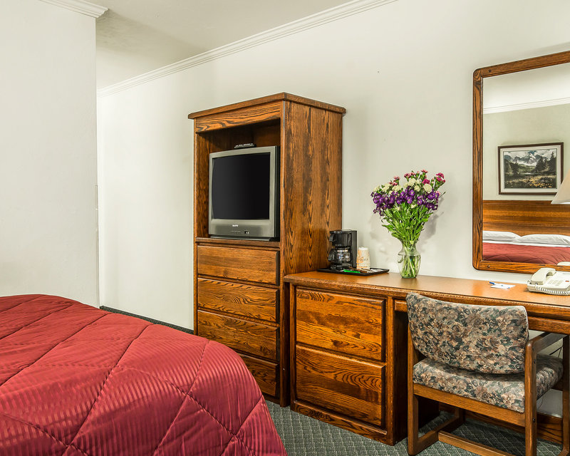 Rodeway Inn - Livingston, MT