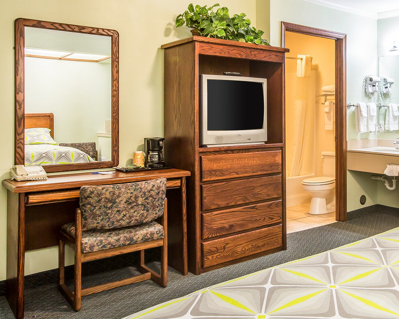 Rodeway Inn - Livingston, MT