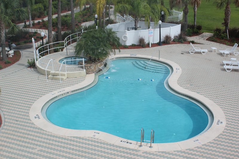 Holiday Inn Express & Suites COCOA - Cocoa, FL