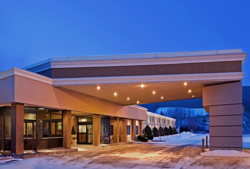 Holiday Inn ONEONTA-COOPERSTOWN AREA - Oneonta, NY