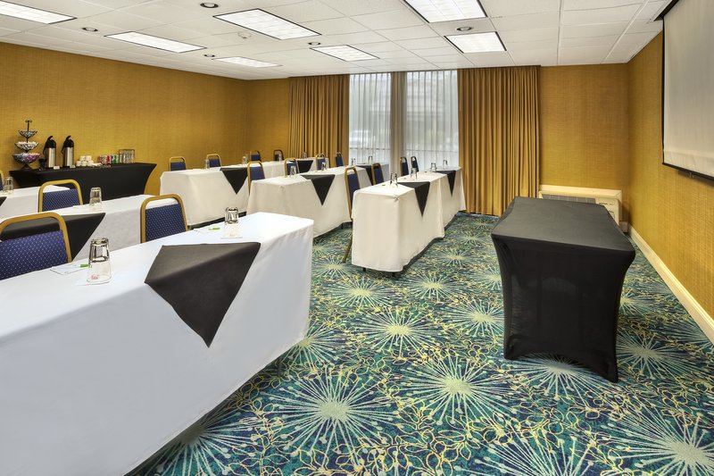 Holiday Inn - Akron, OH