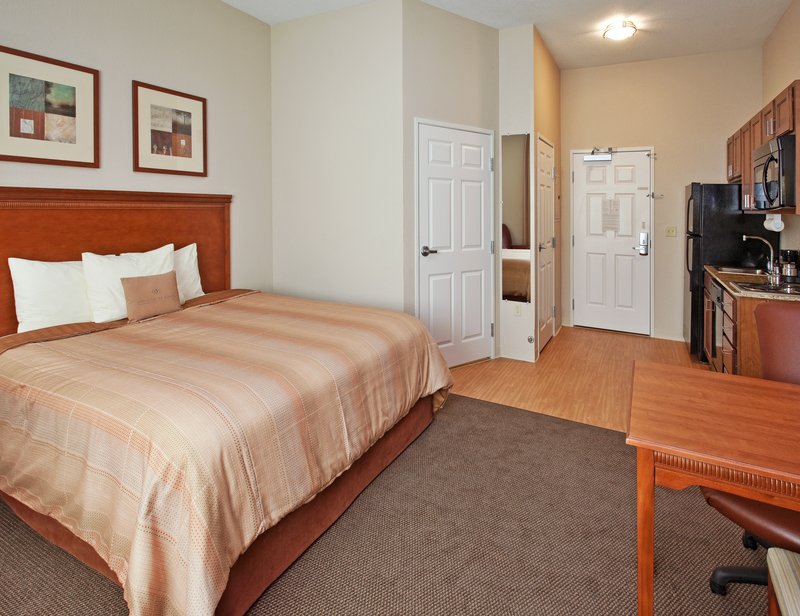 Candlewood Suites TURLOCK - Turlock, CA