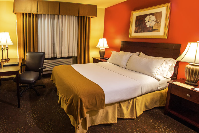 Holiday Inn Express WISCONSIN DELLS - Arkdale, WI