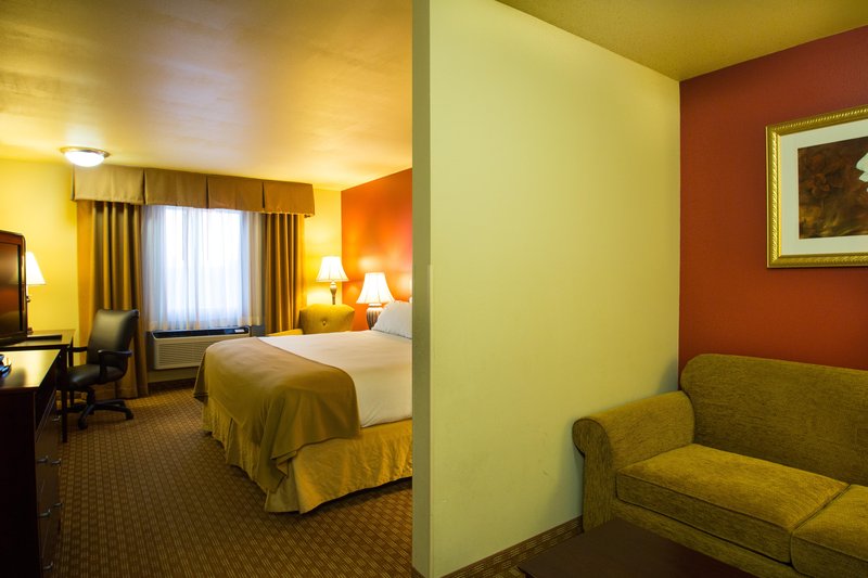 Holiday Inn Express WISCONSIN DELLS - Arkdale, WI