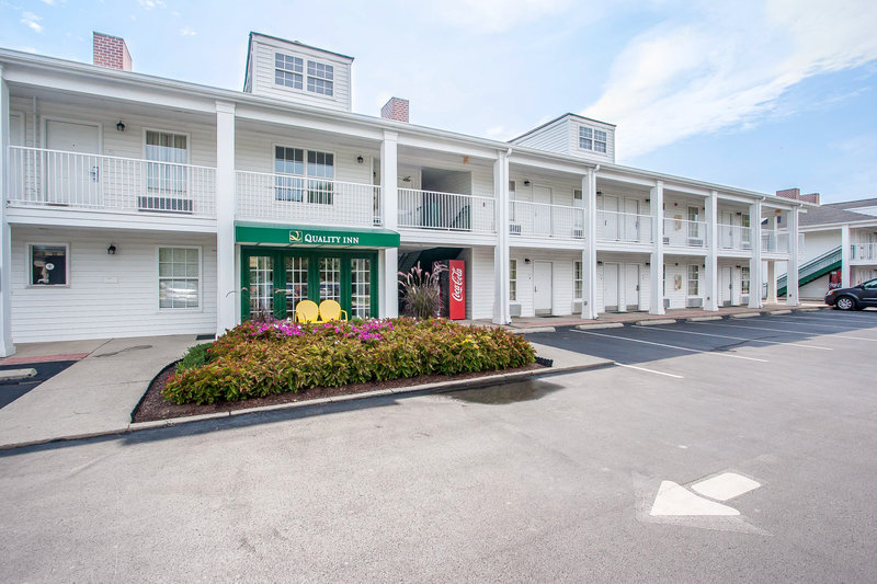 Quality Inn - Gallatin, TN
