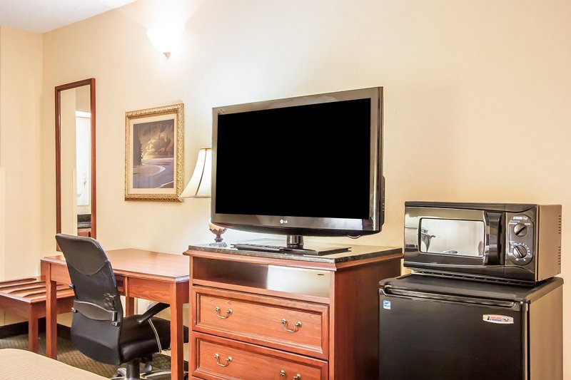 Quality Inn - Gallatin, TN