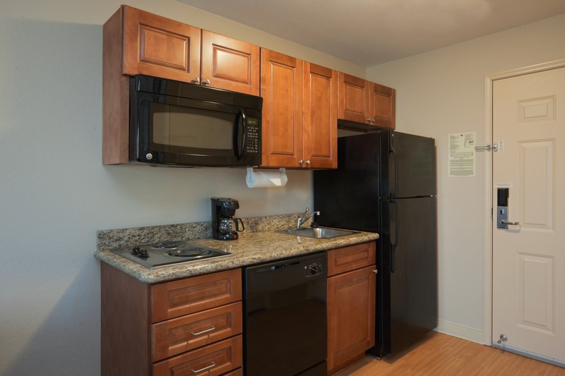 Candlewood Suites PERRYSBURG - Perrysburg, OH