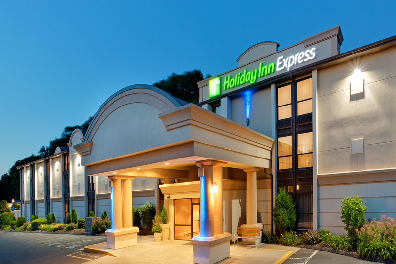 Holiday Inn Express SOUTHINGTON - Southington, CT
