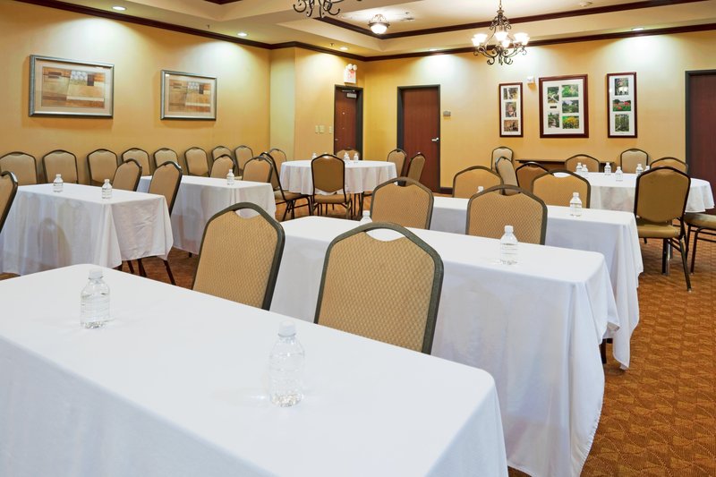 Holiday Inn Express & Suites ATHENS - Athens, TX