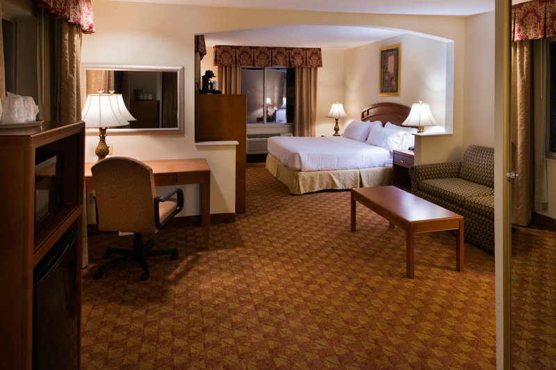 Holiday Inn Express BIG SPRING - Big Spring, TX