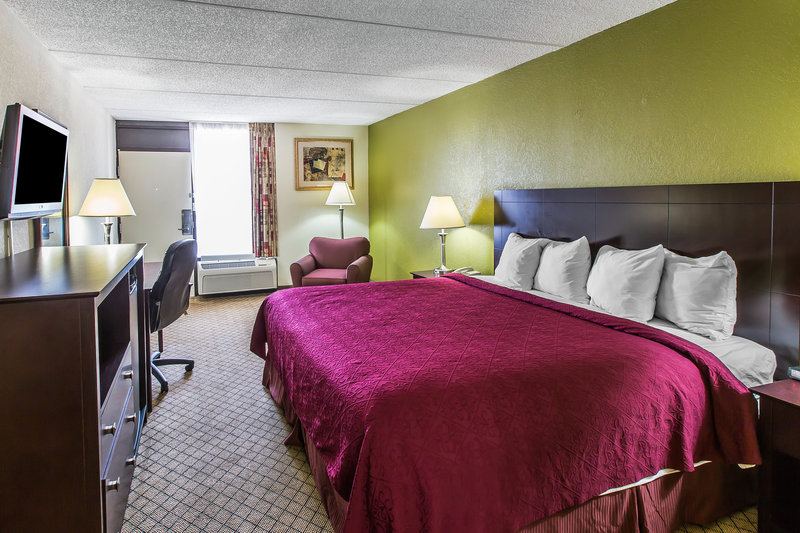 Quality Inn & Suites - Vidalia, GA