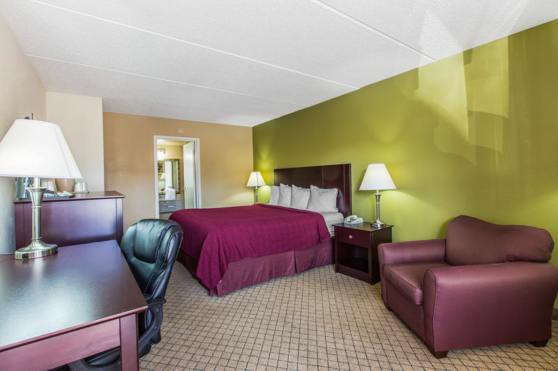 Quality Inn & Suites - Vidalia, GA