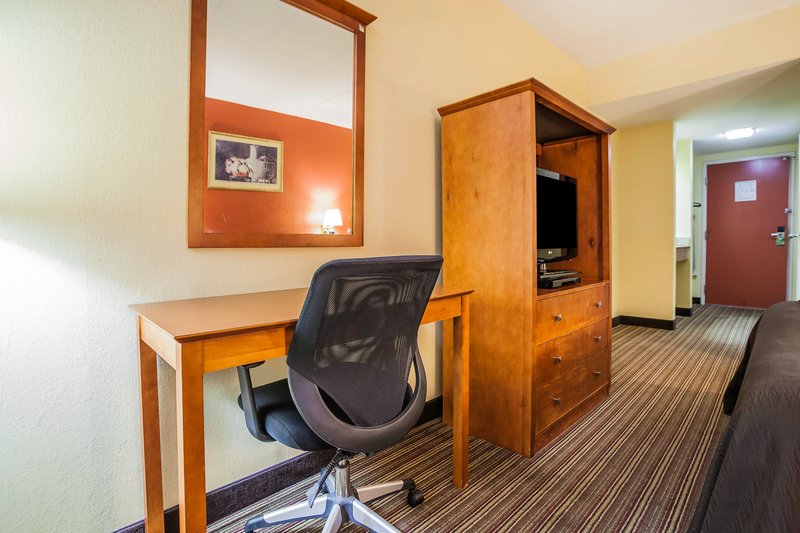 Comfort Inn - Essington, PA