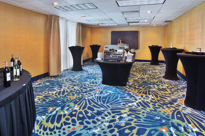 Holiday Inn - Akron, OH