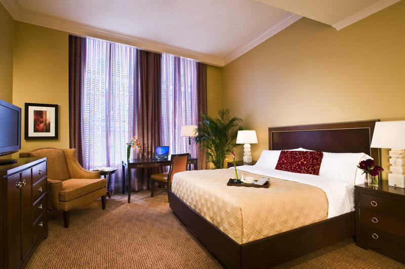 Royal Crescent Hotel - New Orleans, LA