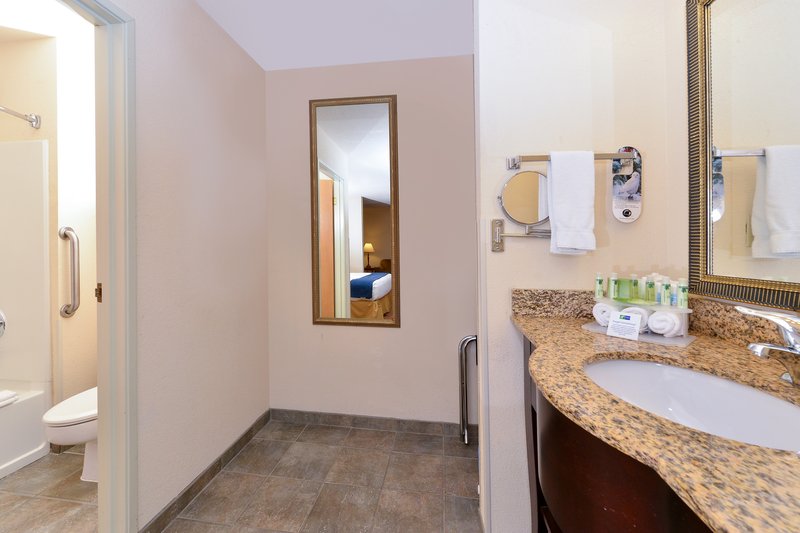 Holiday Inn Express & Suites FARMINGTON (BLOOMFIELD) - Farmington, NM