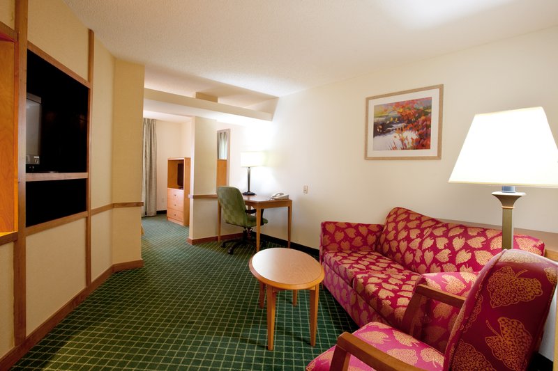 Holiday Inn Express NEW ORLEANS EAST - Kenner, LA
