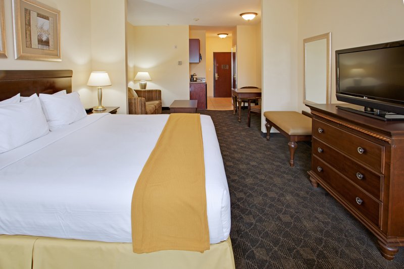 Holiday Inn Express & Suites PEARLAND - Pearland, TX