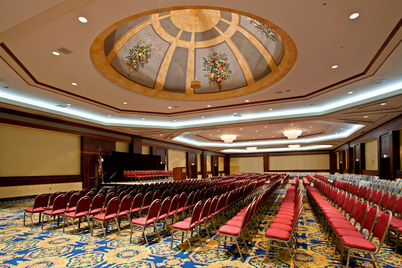 Crowne Plaza-Springfield - Mount Pulaski, IL