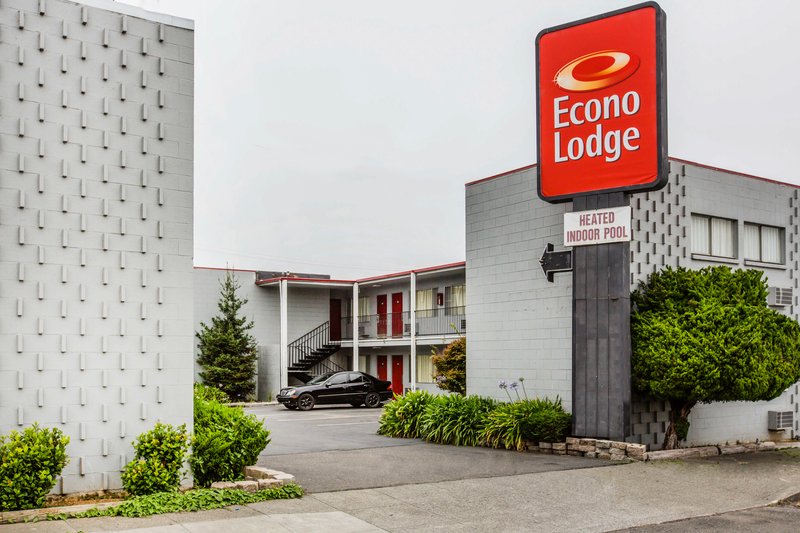 Econo Lodge Eureka By Humboldt Bay - Eureka, CA