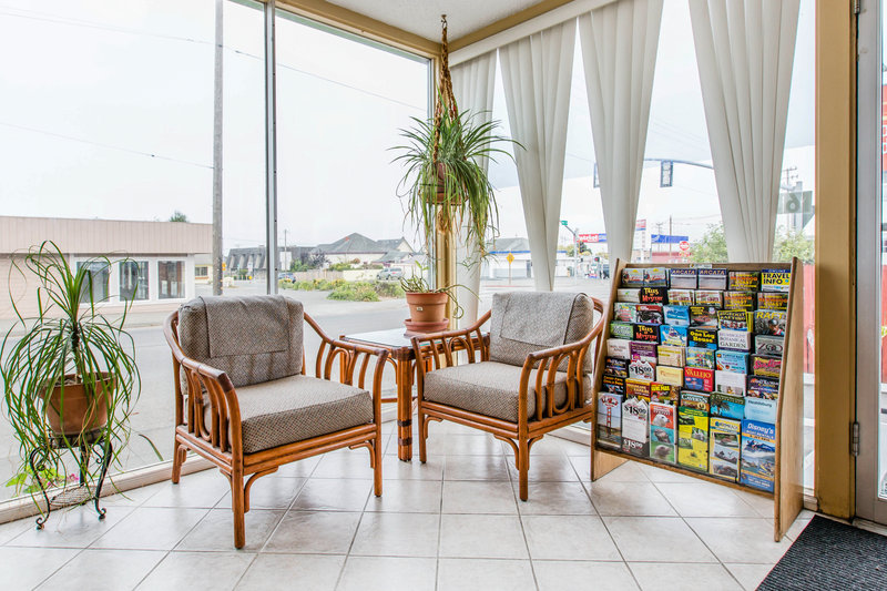 Econo Lodge Eureka By Humboldt Bay - Eureka, CA