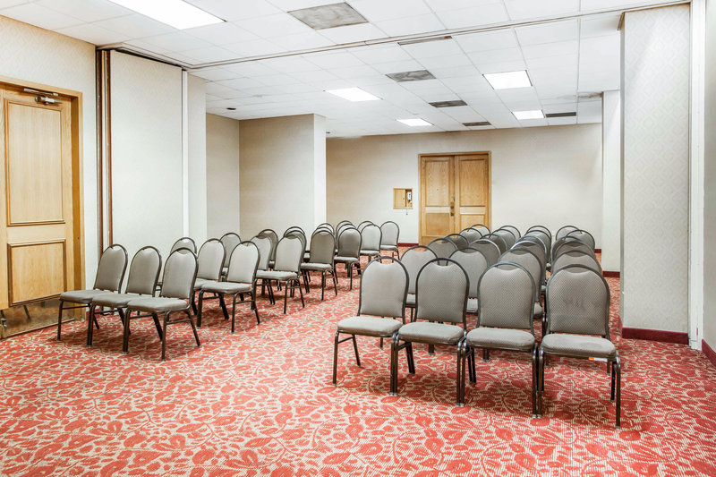 Clarion-Empire Meadowlan - Secaucus, NJ