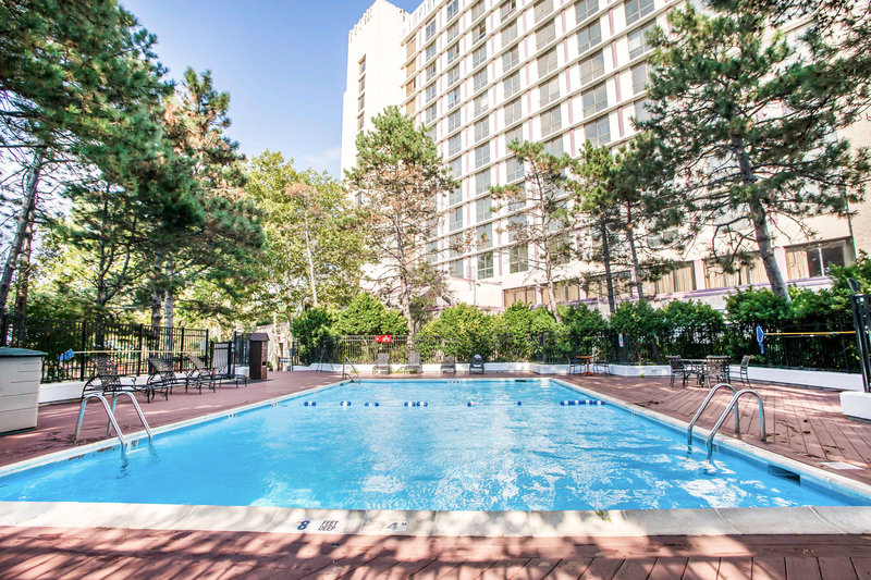 Clarion-Empire Meadowlan - Secaucus, NJ