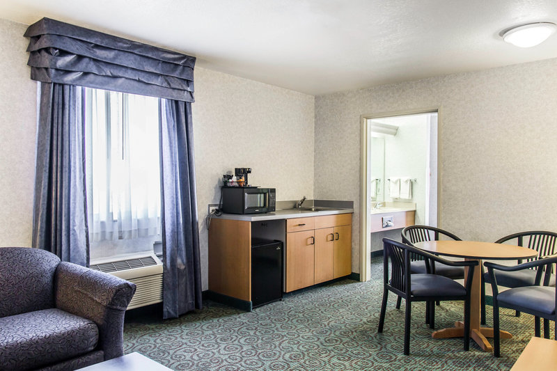 Quality Inn-Denver Airport - Aurora, CO
