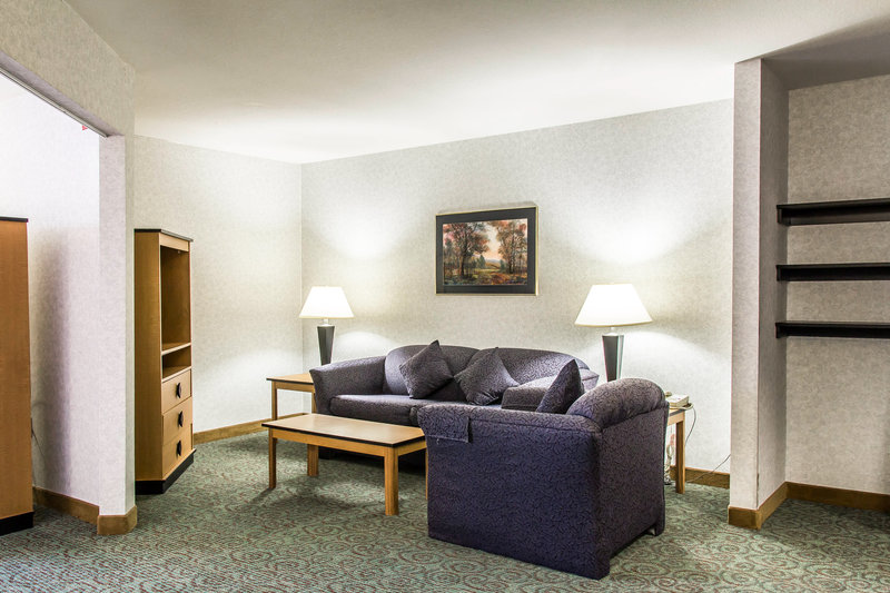 Quality Inn-Denver Airport - Aurora, CO