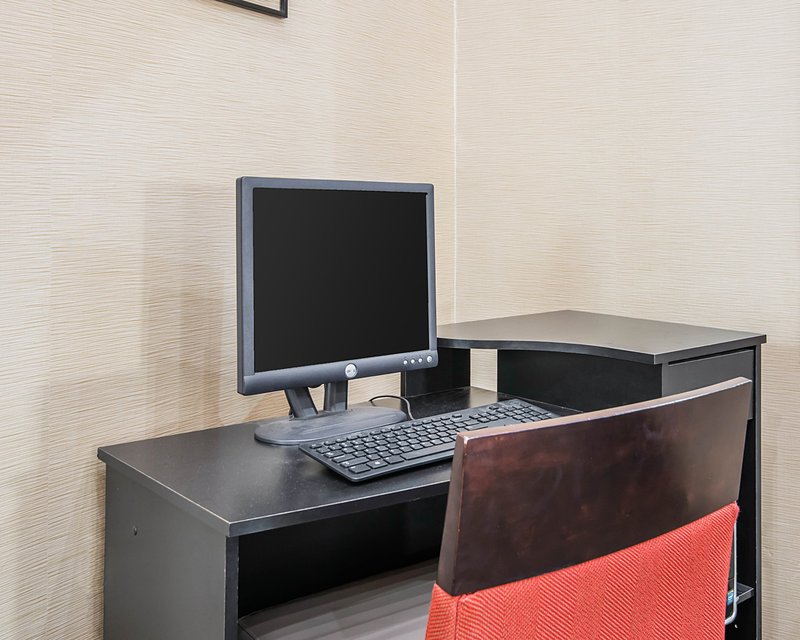 Comfort Inn - Grain Valley, MO