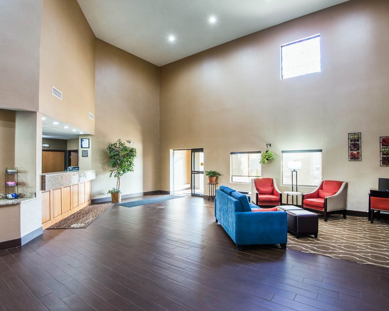 Comfort Inn - Grain Valley, MO